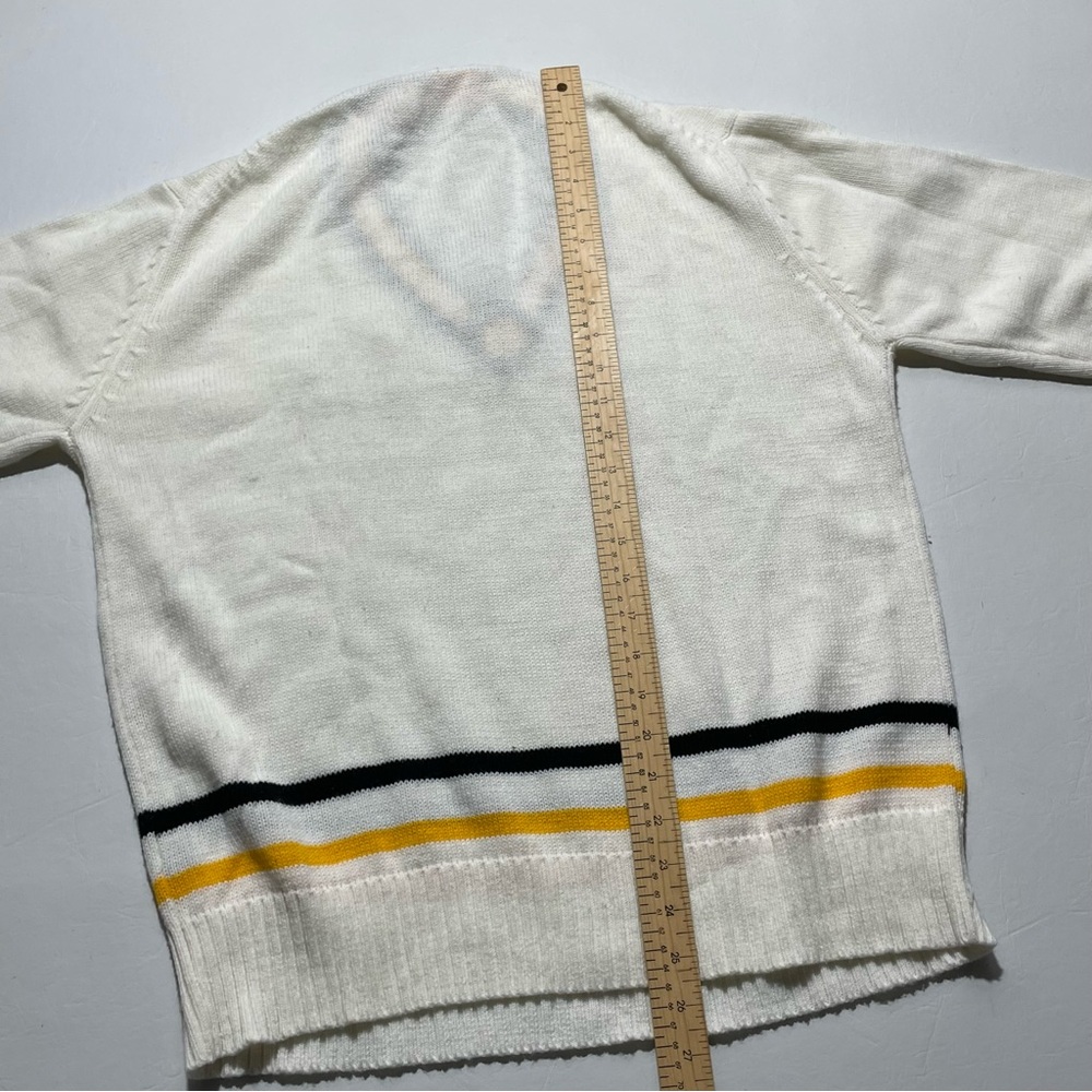 NHL Boston Bruins Hockey White knit Sweater Size Large - Picture 6 of 6